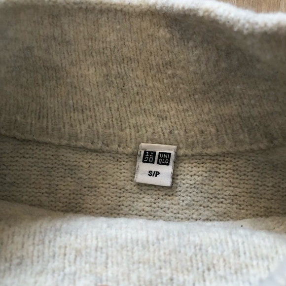 Uniqlo Wool Blend Mock Neck Sweater in White Light Grey Heather Size S - Picture 9 of 10